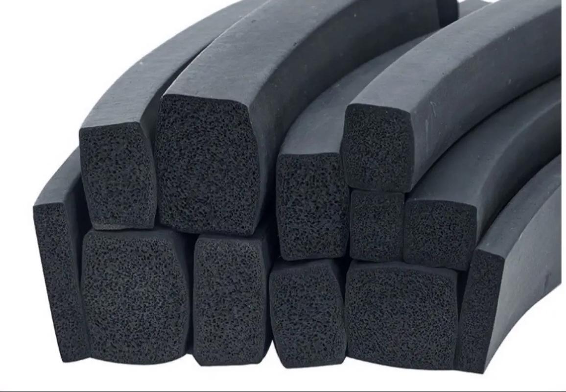 橡膠制品業的發展與應用 聚焦硅膠制品、密封條與汽車零部件